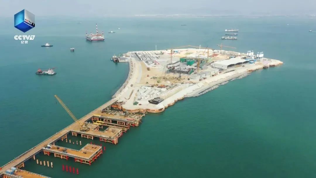 總臺《奮進的中國》展現(xiàn)中國力量與中國奇跡